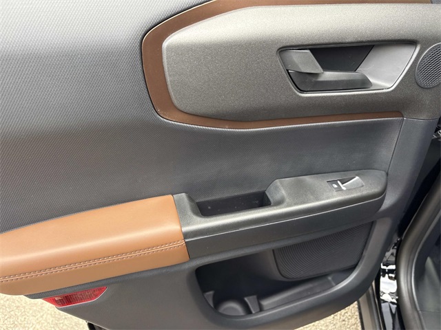 2025 Ford Bronco Sport Outer Banks Image 21 of 32