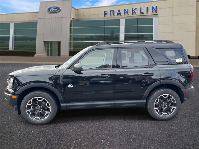 2025 Ford Bronco Sport Outer Banks Image 8 of 32