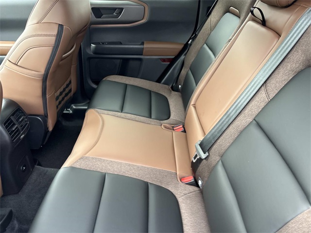 2025 Ford Bronco Sport Outer Banks Image 11 of 32