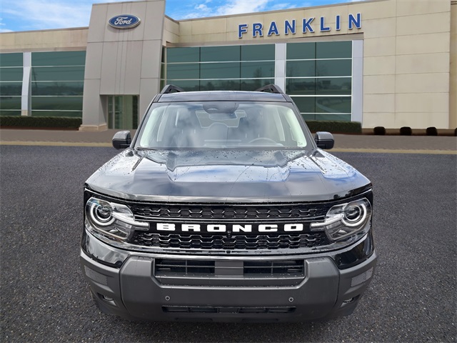 2025 Ford Bronco Sport Outer Banks Image 2 of 32