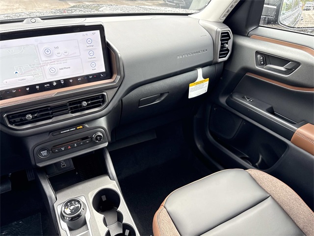 2025 Ford Bronco Sport Outer Banks Image 16 of 32