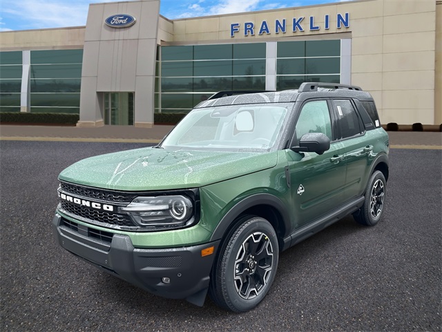 2025 Ford Bronco Sport Outer Banks Image 1 of 33