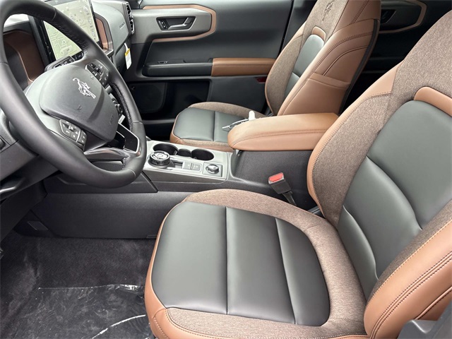 2025 Ford Bronco Sport Outer Banks Image 26 of 33