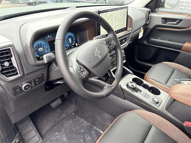 2025 Ford Bronco Sport Outer Banks Image 13 of 33