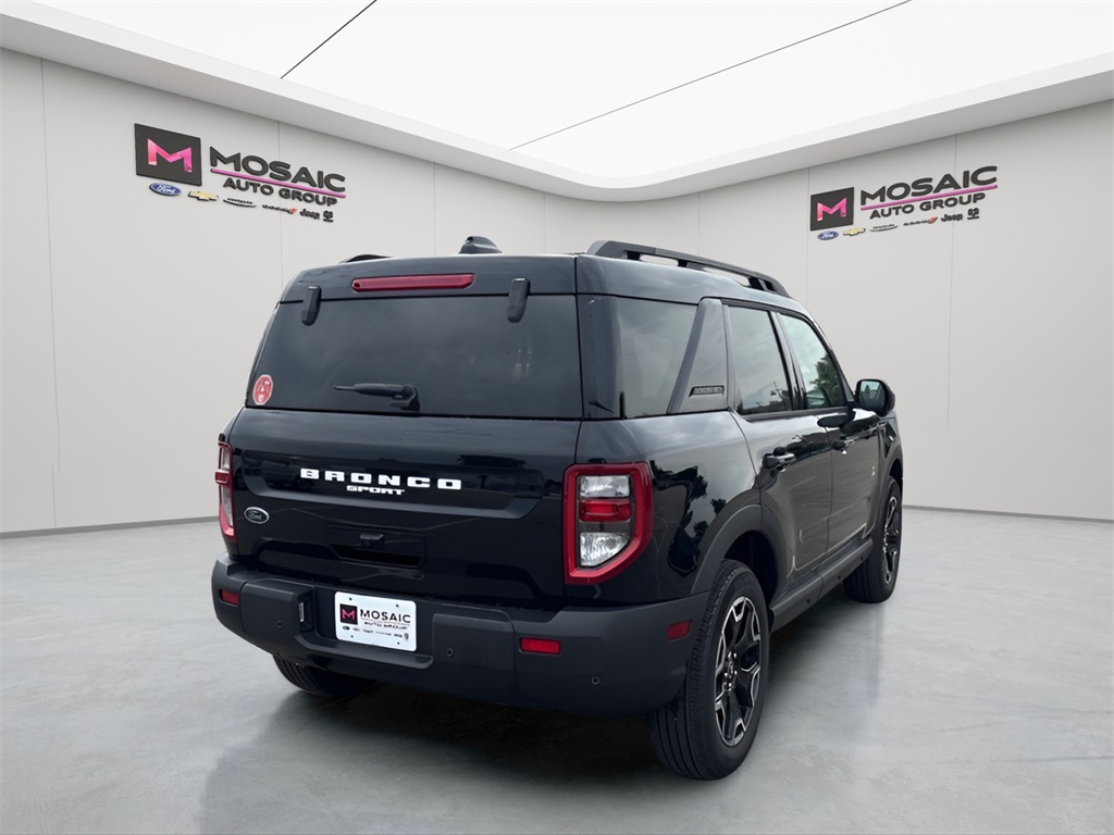 Vehicle image 5 of 40