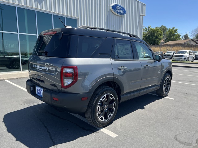 Vehicle image 5 of 35