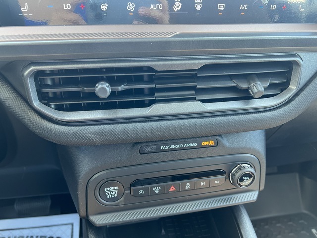 Vehicle image 24 of 35