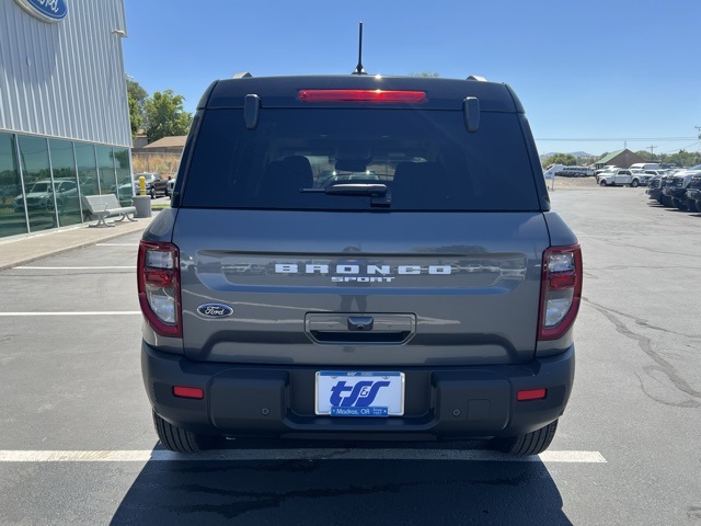 Vehicle image 6 of 35