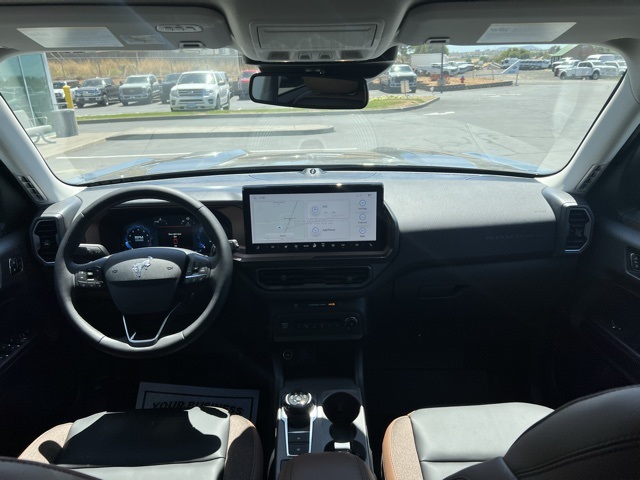 Vehicle image 17 of 35