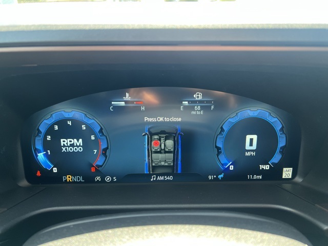 Vehicle image 21 of 35