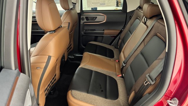 2025 Ford Bronco Sport Outer Banks Image 17 of 34