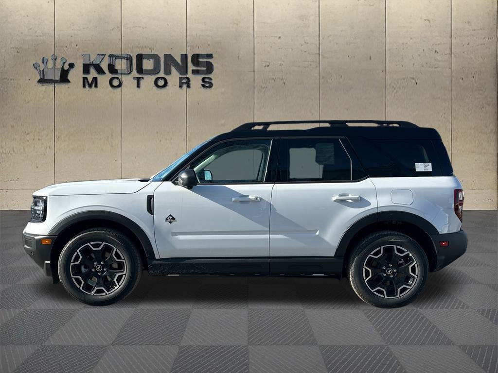 2025 Ford Bronco Sport Outer Banks Image 4 of 35