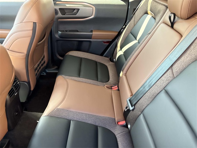 2025 Ford Bronco Sport Outer Banks Image 11 of 32