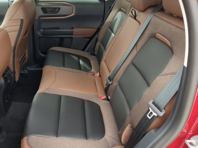 2025 Ford Bronco Sport Outer Banks Image 38 of 63