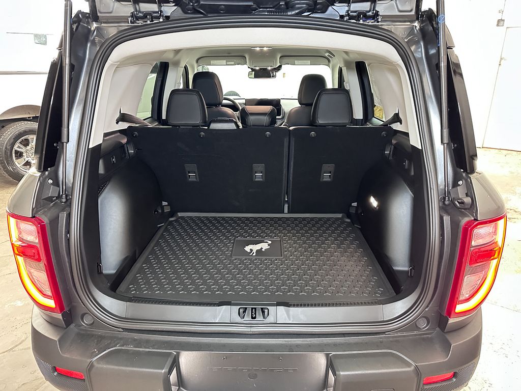 2025 Ford Bronco Sport Outer Banks Image 11 of 44