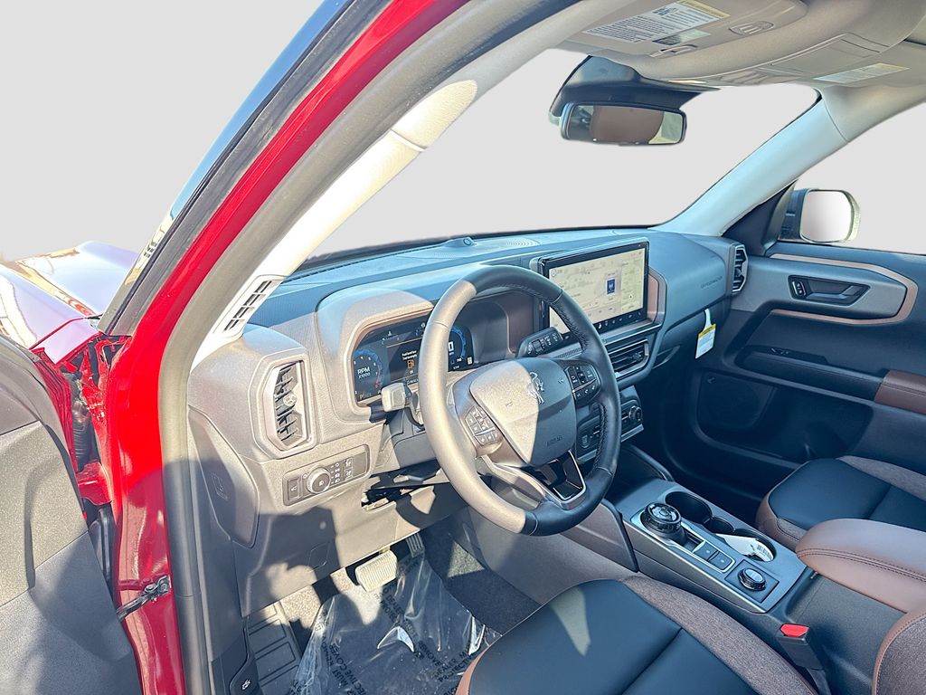 2025 Ford Bronco Sport Outer Banks Image 19 of 40