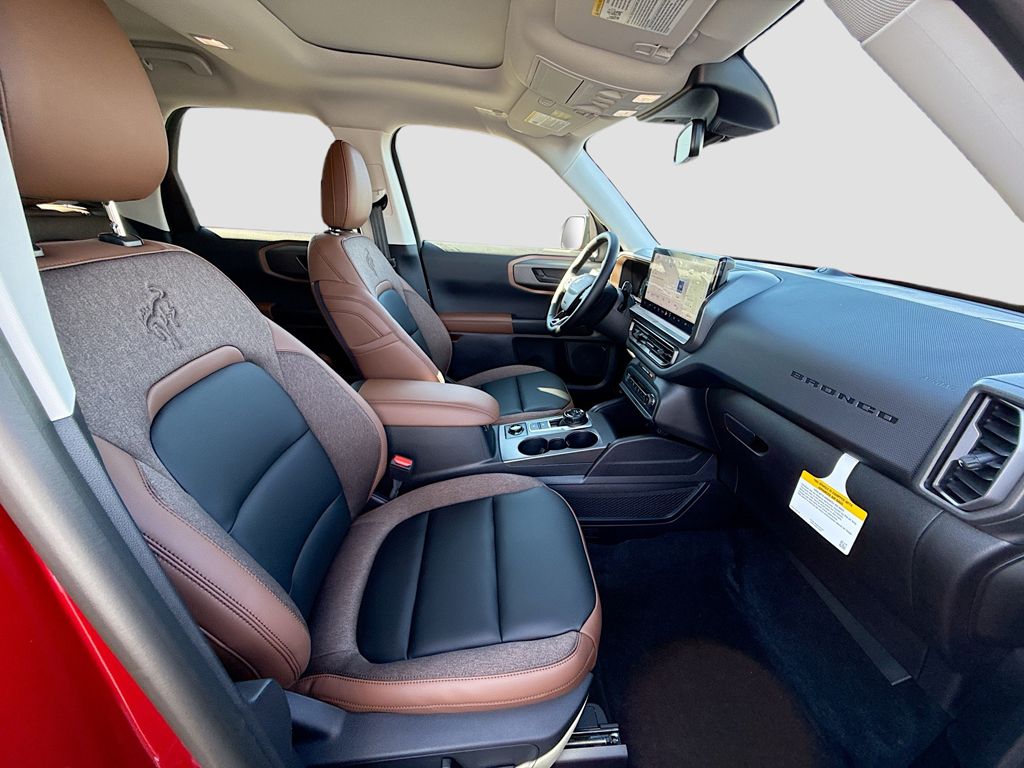 2025 Ford Bronco Sport Outer Banks Image 16 of 40