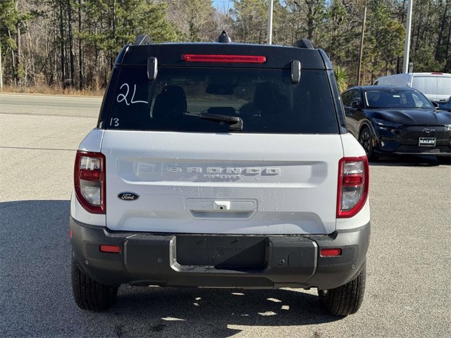 2025 Ford Bronco Sport Outer Banks Image 5 of 26