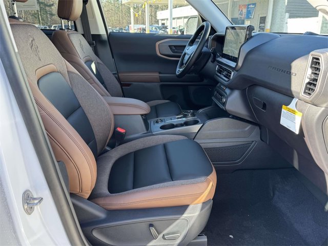 2025 Ford Bronco Sport Outer Banks Image 9 of 26