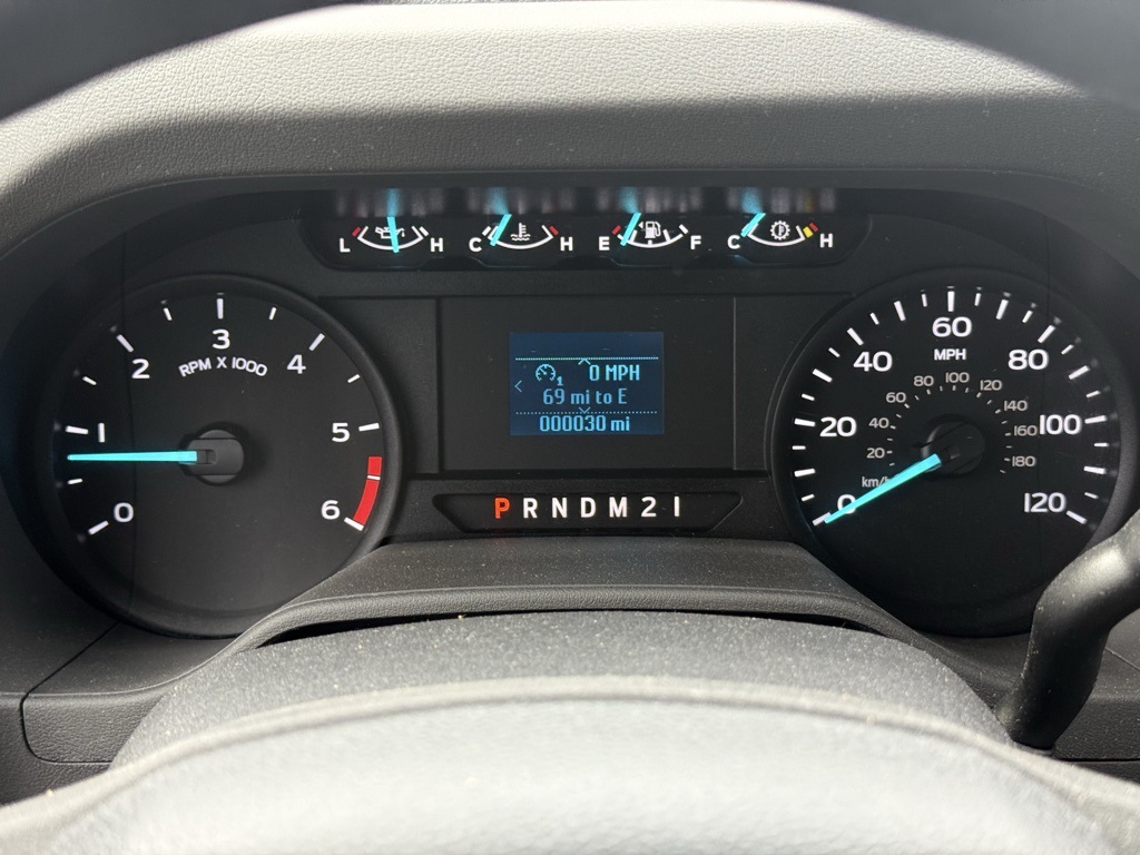 Vehicle image 17 of 22