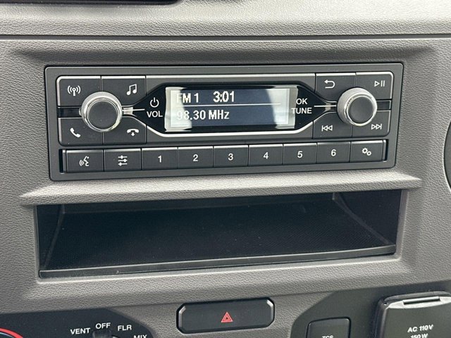 Vehicle image 20 of 29