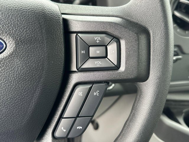 Vehicle image 17 of 29