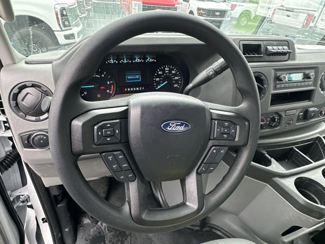 Vehicle image 16 of 29