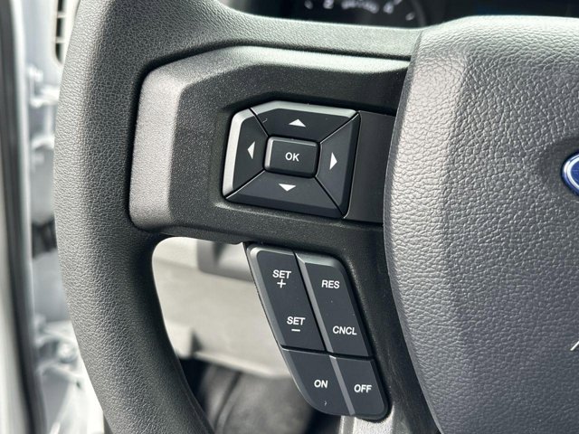 Vehicle image 18 of 29