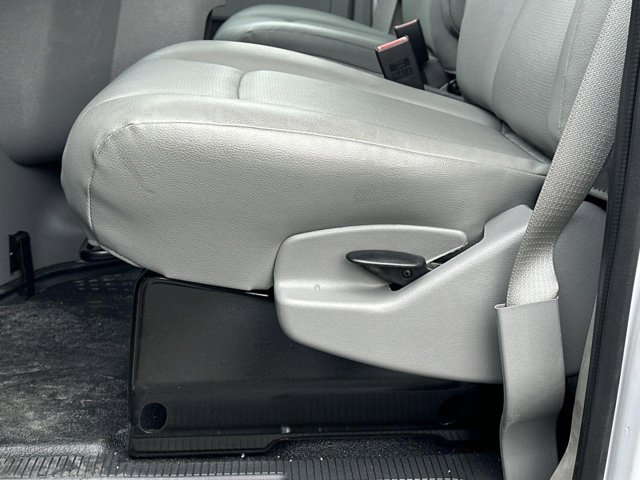 Vehicle image 11 of 29