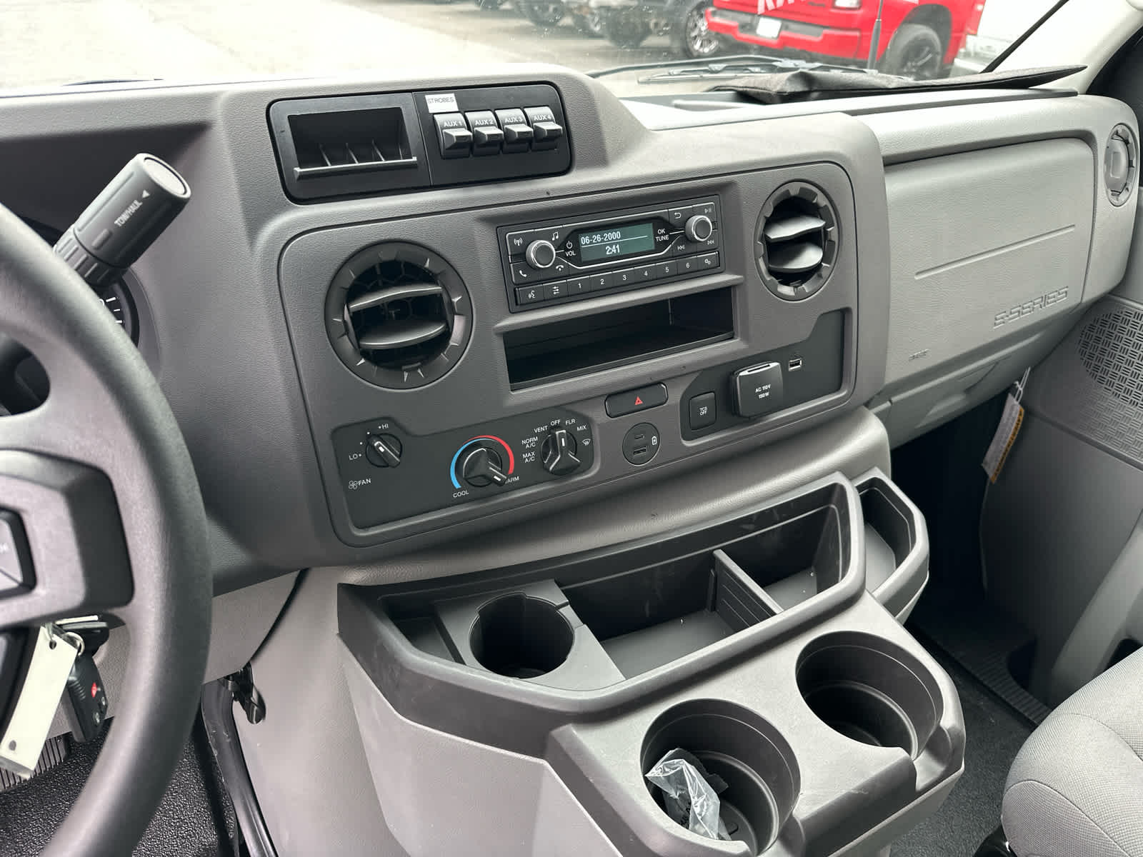 Vehicle image 24 of 34