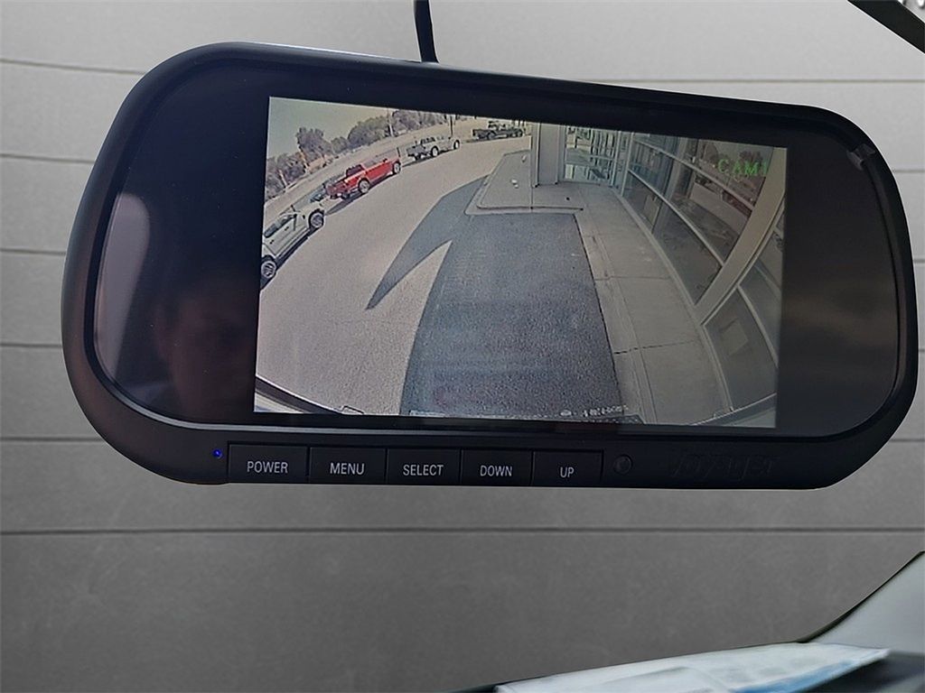Vehicle image 22 of 27