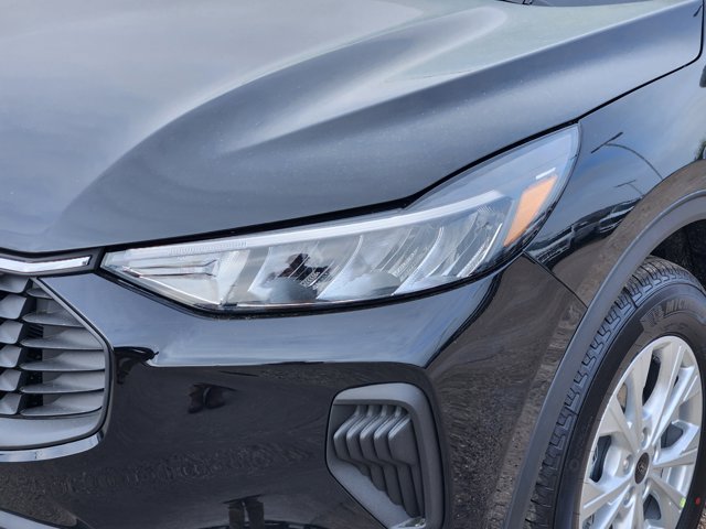 Vehicle image 5 of 23