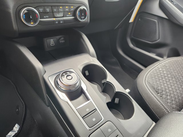 Vehicle image 14 of 23