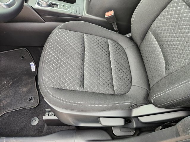 Vehicle image 16 of 23