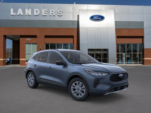 Vehicle image 4 of 23