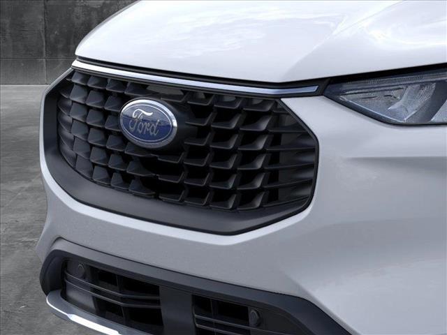 Vehicle image 17 of 23