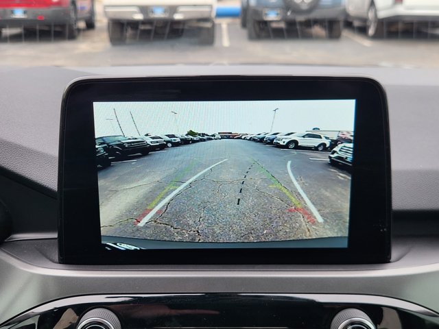 Vehicle image 12 of 24