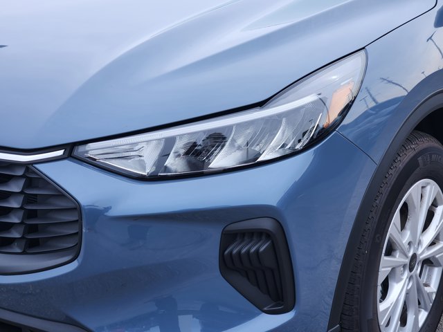Vehicle image 5 of 24