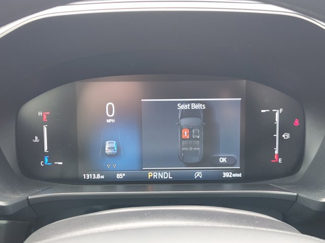 Vehicle image 10 of 24