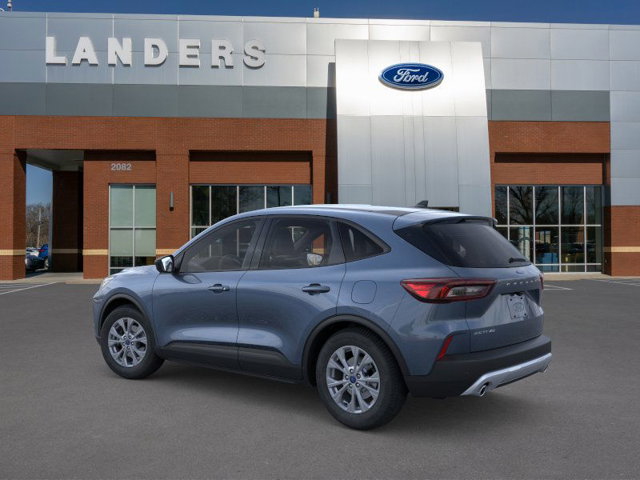 Vehicle image 7 of 23