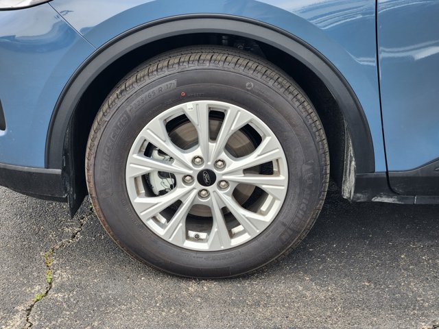 Vehicle image 7 of 22