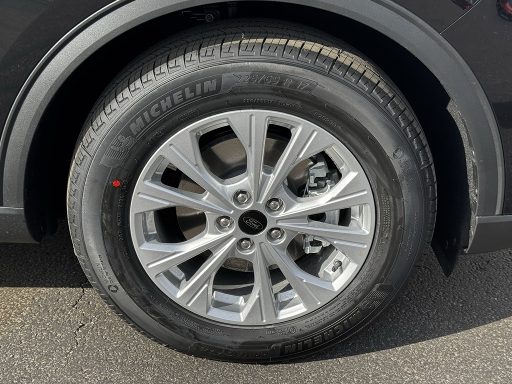 2025 Ford Escape Active Image 12 of 42