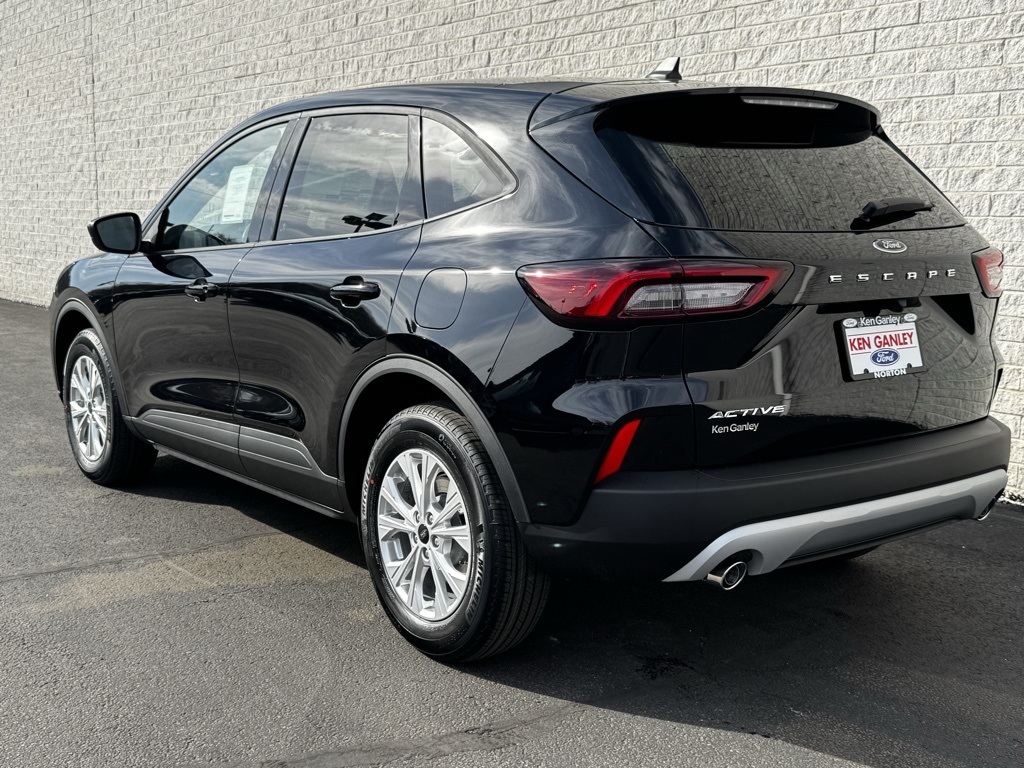 2025 Ford Escape Active Image 8 of 42