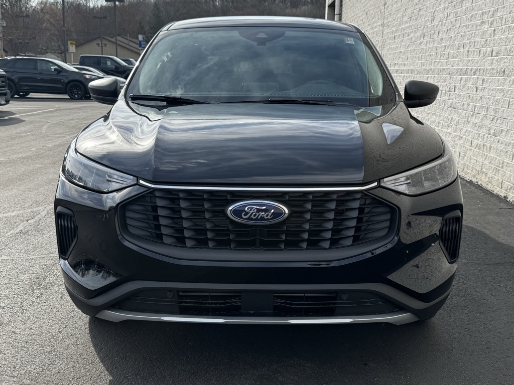 2025 Ford Escape Active Image 3 of 42