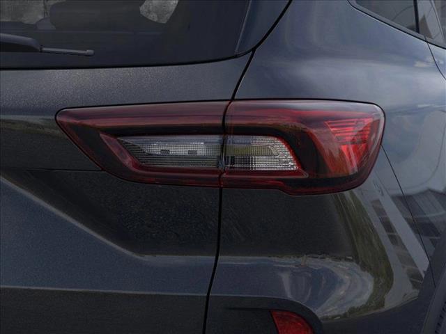 Vehicle image 21 of 23
