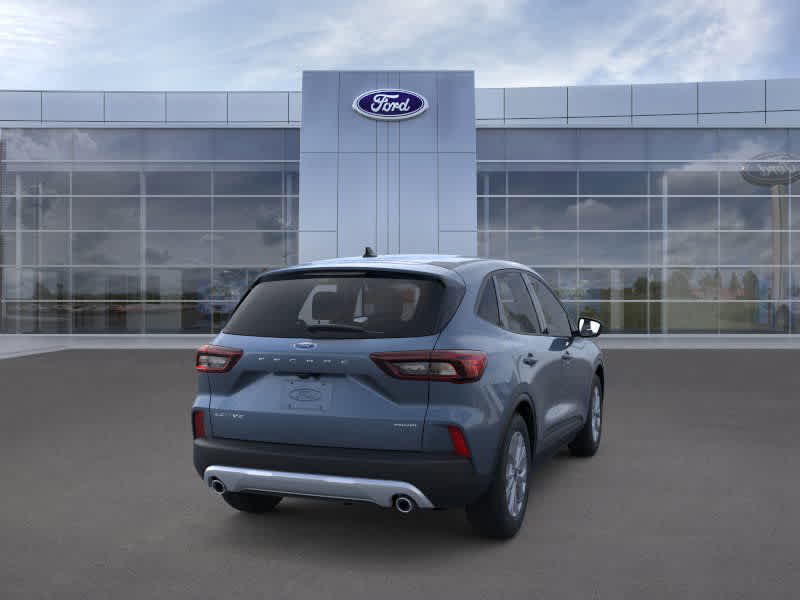 Vehicle image 5 of 23