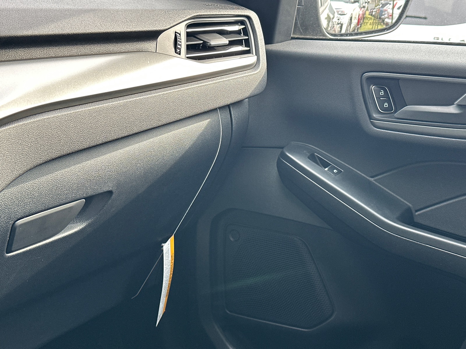 2025 Ford Escape Active Image 15 of 31