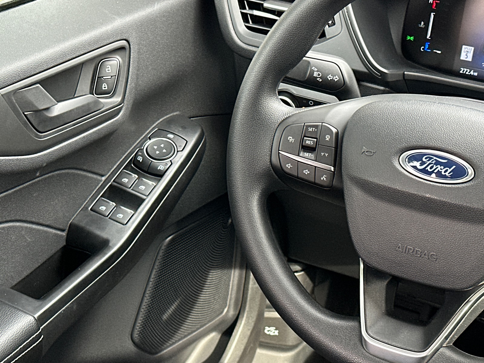 2025 Ford Escape Active Image 28 of 31
