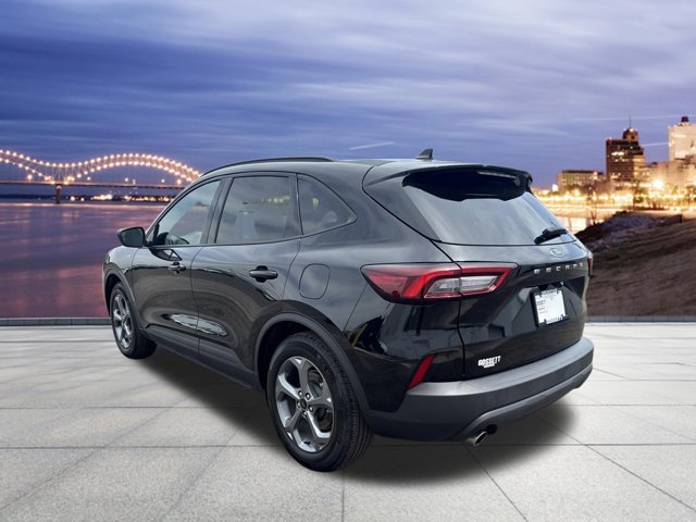 2025 Ford Escape ST-Line Image 3 of 15