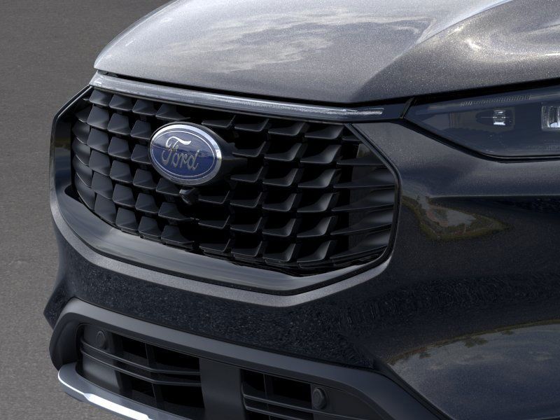 Vehicle image 21 of 23